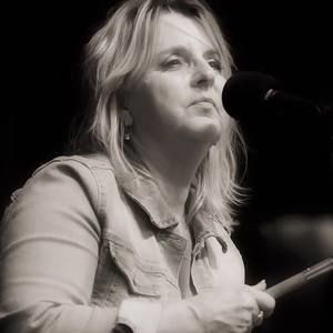 Meet your Posher, Debi